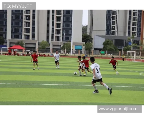 长青小学女子足球明星展现青春风采助力校园体育发展新篇章